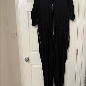 DKNY Black Zippered Top